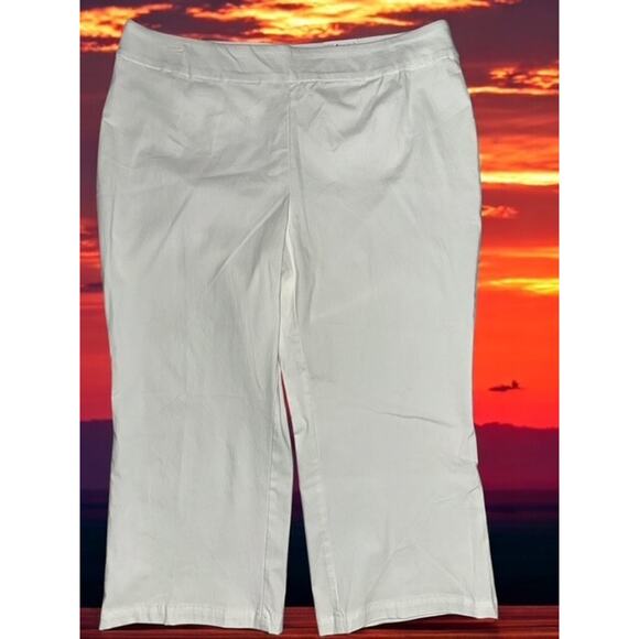 Intro Love the Fit 22W Pants Audrey Ankle White Stretch Comfort Waist Kick Flare - Picture 2 of 5